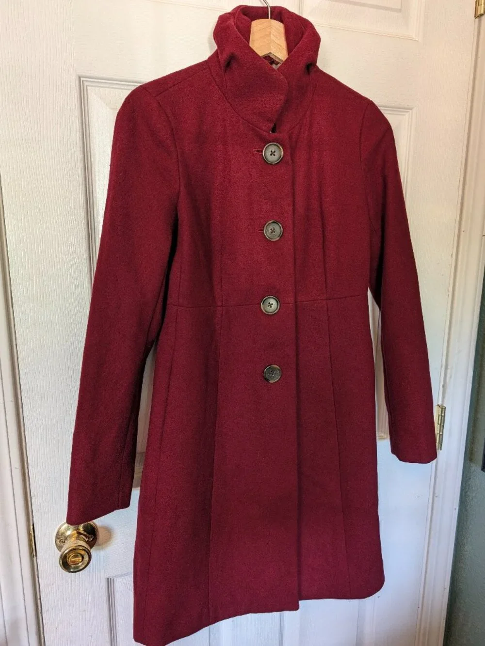 Size 00 J Crew 60% Wool Uptown Coat Burgundy